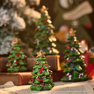 Christmas Figurines & Miniature Ornaments