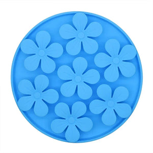 Suction Cup Silicone Pet Feeding Mat – Slow Feeder Bowl for Dogs & Cats