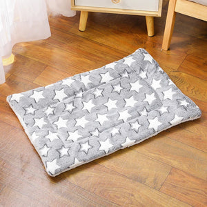 SEO Optimized Short Title:  Warm Plush Cat & Dog Bed – Soft Cozy Winter Pet Cushion for Cats & Puppies