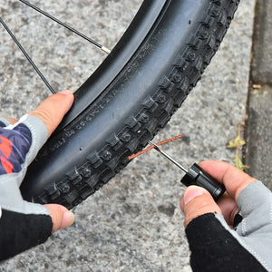 Tubeless Bicycle Tire Repair Kit – MTB & Road Bike Puncture Tool
