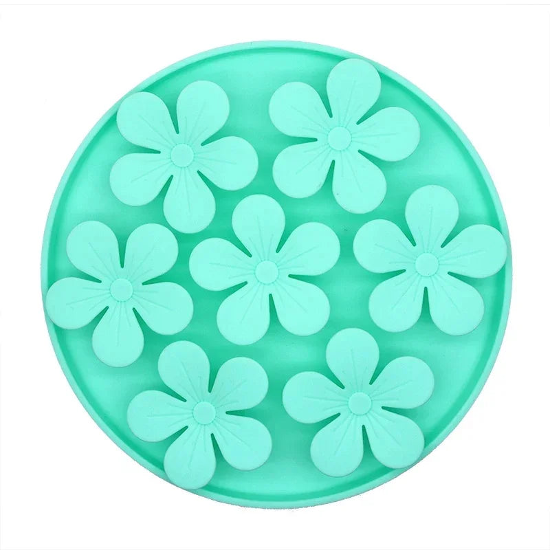 Suction Cup Silicone Pet Feeding Mat – Slow Feeder Bowl for Dogs & Cats