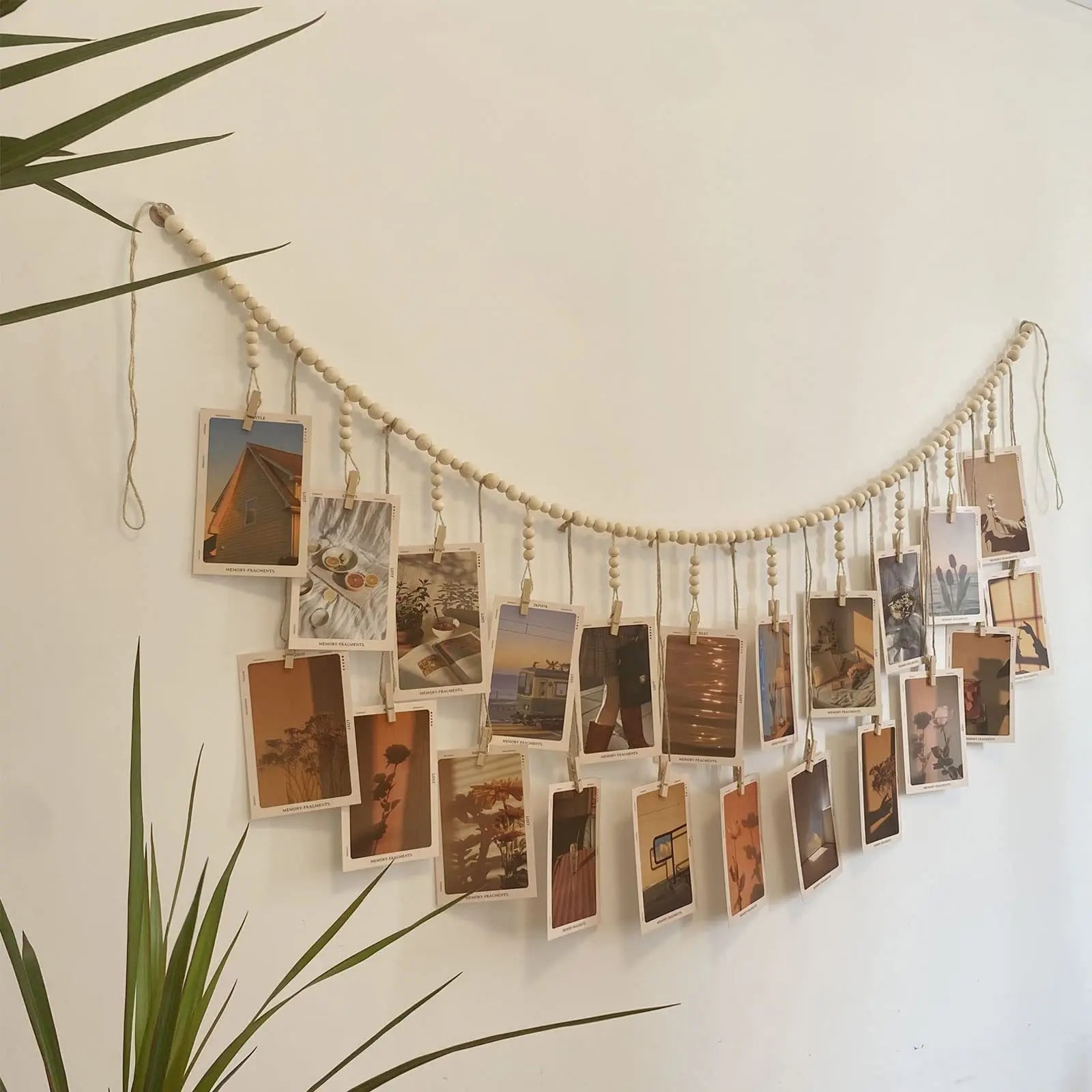 Hanging Photo Display – Aesthetic Wall Decor for Bedroom & Living Room