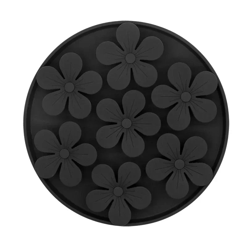 Suction Cup Silicone Pet Feeding Mat – Slow Feeder Bowl for Dogs & Cats