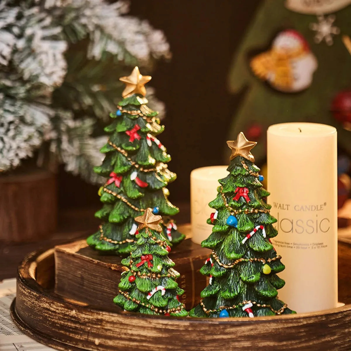 Christmas Figurines & Miniature Ornaments
