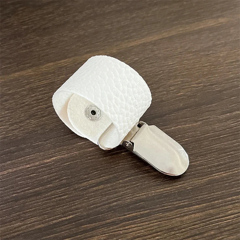 Travel Hat Clip – Multifunctional Backpack & Luggage Holder