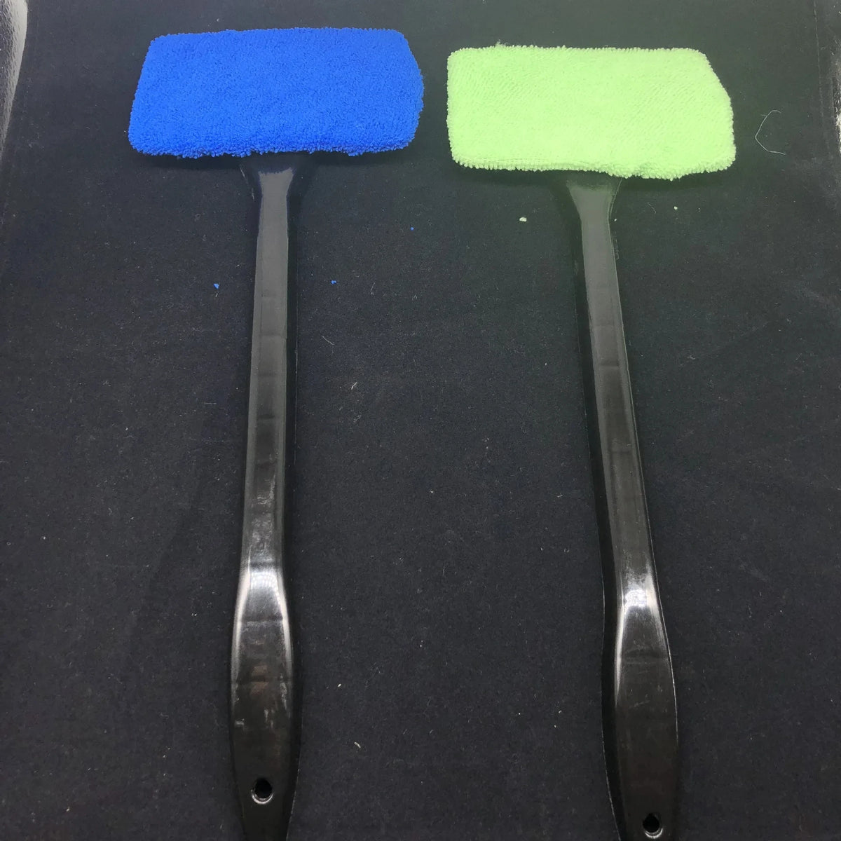 Car Window Defogger Brush – Long Handle Glass Cleaner