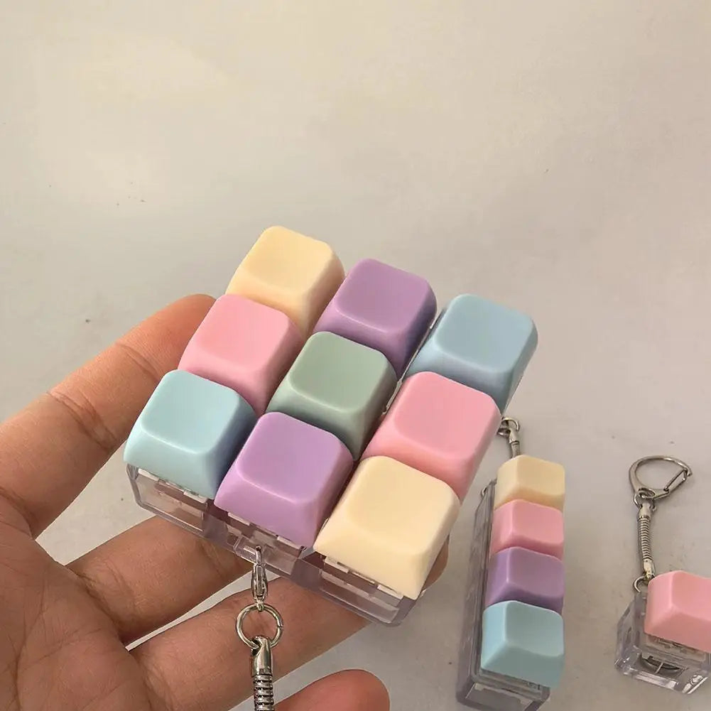 Mini Keyboard Fidget Toy – Anti-Stress Keychain for Adults & Kids