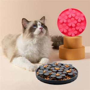 Suction Cup Silicone Pet Feeding Mat – Slow Feeder Bowl for Dogs & Cats